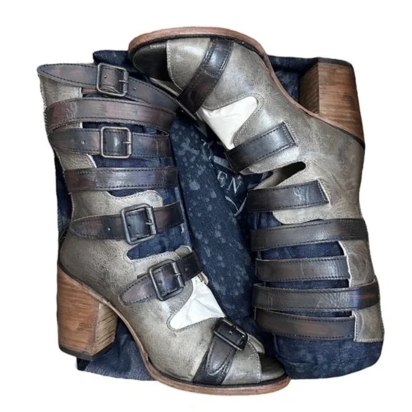 Freebird by Steven Bond Sandals Size 7 NIB - Picture 2 of 7